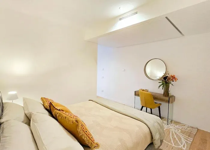 Boutique Loft By Colosseum Ac Apartment *